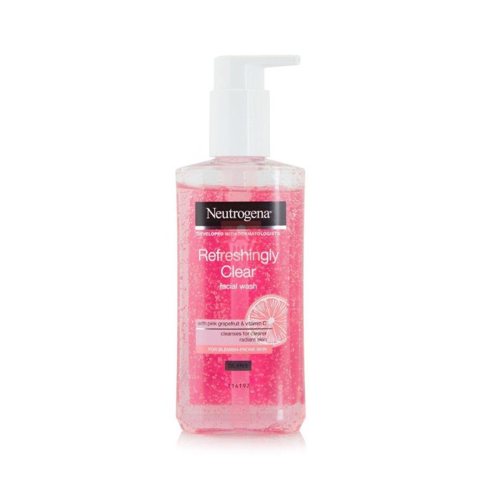 d90180196c6151cec6427e3e8e98677a Neutrogena Refreshingly Clear Facial Wash pink grapefruit vitamin C daily cleanser acne-prone skin